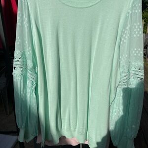 Belle by Kim Gravel Green Ruched Blouse